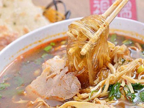 ��ɫ����